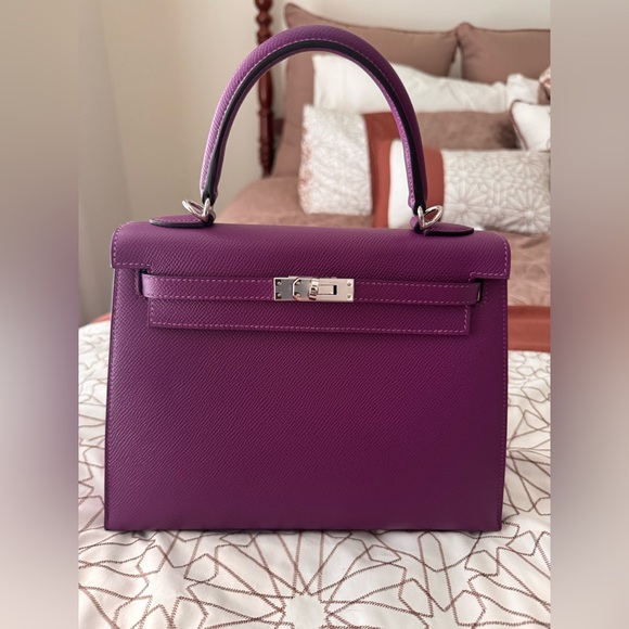Hermes Handbags - Hermes Anemone Kelly 25 Bag